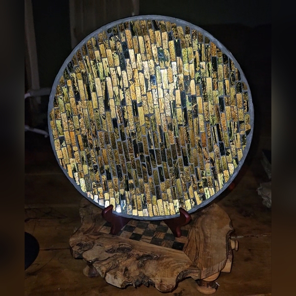 Three Hands Corp Vintage charger /decorative mosaic gold flake glass plate - Picture 5 of 9